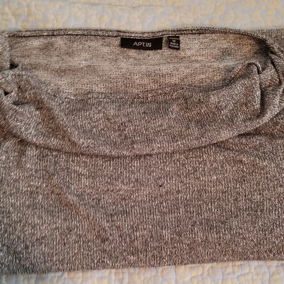 Sweater - Picture 5 of 7